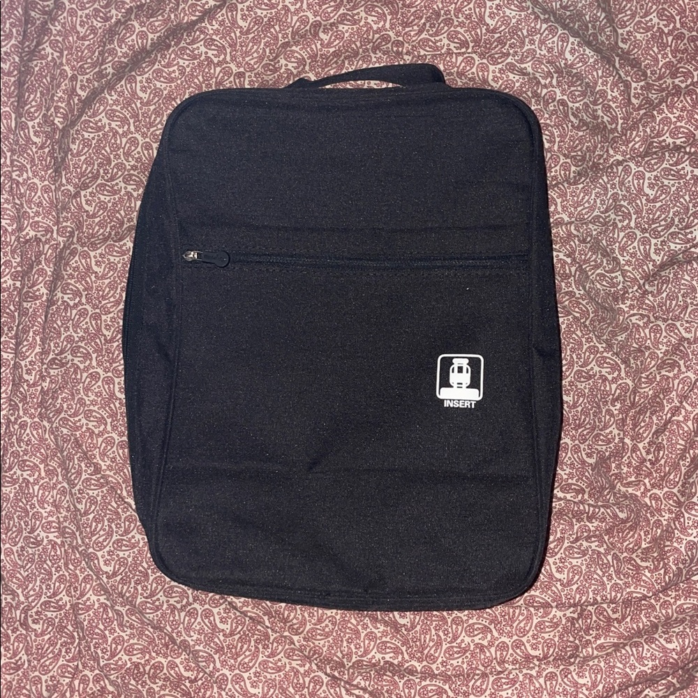 Large black zippered shoe bag (second one)